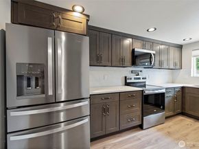1008 E Guiberson Street, Kent WA 98030