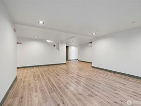 1008 E Guiberson Street, Kent WA 98030
