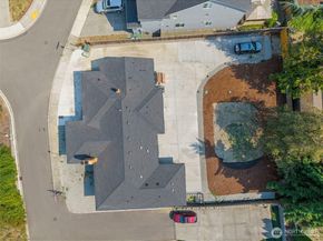 1008 E Guiberson Street, Kent WA 98030