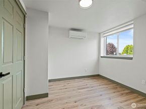 1008 E Guiberson Street, Kent WA 98030