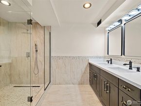 1008 E Guiberson Street, Kent WA 98030