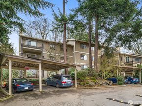 412 10th Street B202, Kirkland WA 98033