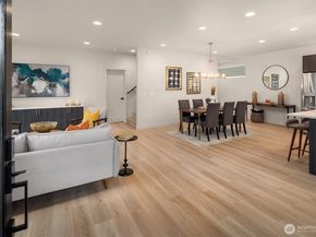 8823 Ashworth Avenue N, Seattle WA 98103