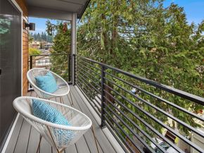 8823 Ashworth Avenue N, Seattle WA 98103