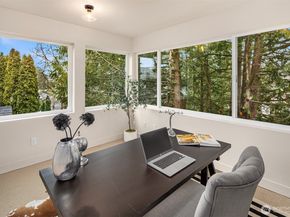 8823 Ashworth Avenue N, Seattle WA 98103