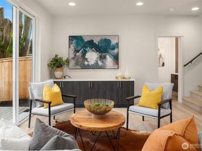 8823 Ashworth Avenue N, Seattle WA 98103