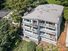 617 W Mercer Place 202, Seattle WA 98119