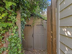 16233 8th Avenue NE, Shoreline WA 98155
