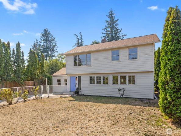 16233 8th Avenue NE, Shoreline WA 98155