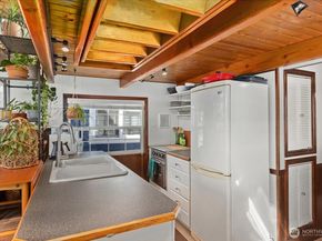 1900 Westlake Avenue N B11, Seattle WA 98109