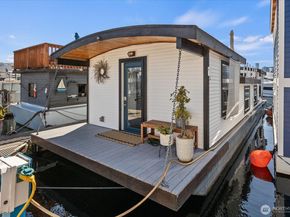 1900 Westlake Avenue N B11, Seattle WA 98109