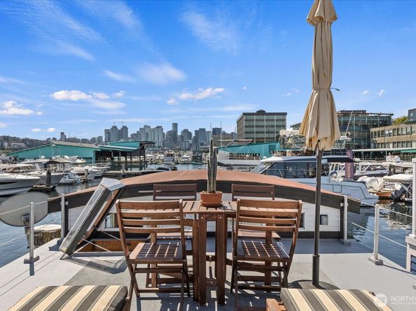 1900 Westlake Avenue N B11, Seattle WA 98109
