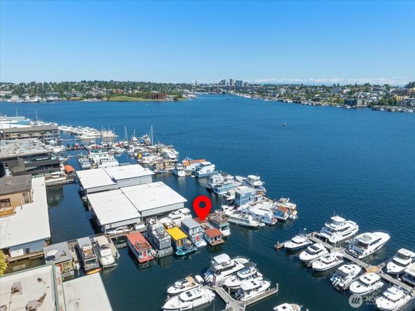 1900 Westlake Avenue N B11, Seattle WA 98109