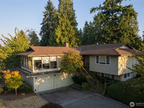 14201 SE 45th Street, Bellevue WA 98006