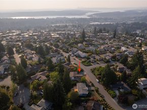 14201 SE 45th Street, Bellevue WA 98006
