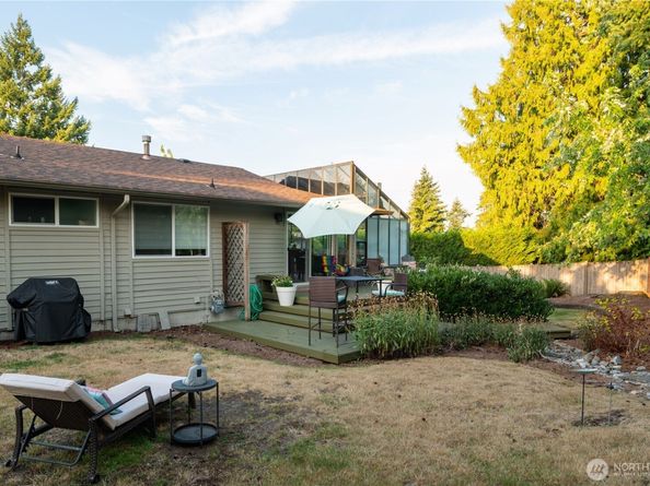 14201 SE 45th Street, Bellevue WA 98006