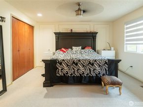 14201 SE 45th Street, Bellevue WA 98006