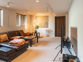 14201 SE 45th Street, Bellevue WA 98006
