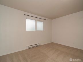 14527 NE 40th Street G204, Bellevue WA 98007