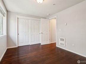 6562 5th Avenue NE C, Seattle WA 98115