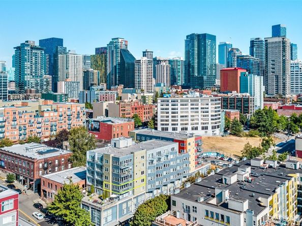 2440 Western Avenue 503, Seattle WA 98121