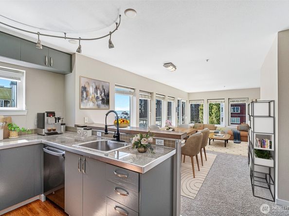 2440 Western Avenue 503, Seattle WA 98121