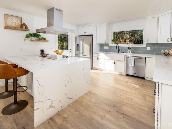 12033 40th Avenue NE A, Seattle WA 98125