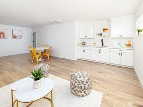 12033 40th Avenue NE A, Seattle WA 98125