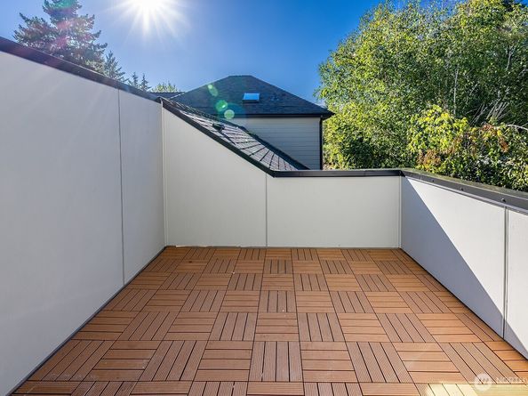 12033 40th Avenue NE A, Seattle WA 98125