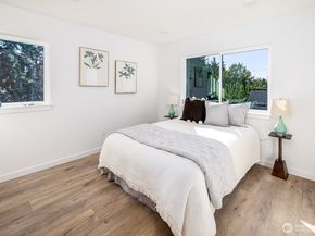 12033 40th Avenue NE A, Seattle WA 98125