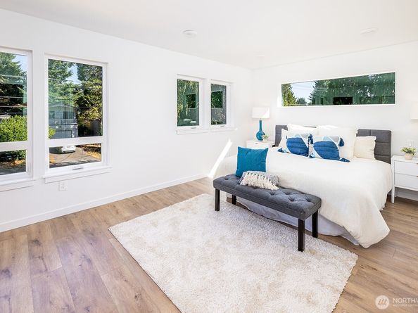12033 40th Avenue NE A, Seattle WA 98125