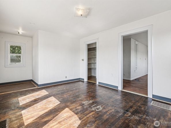 1234 S Director Street, Seattle WA 98108
