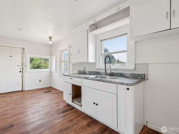 1234 S Director Street, Seattle WA 98108