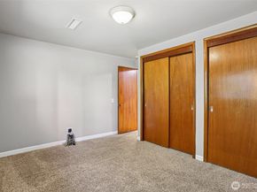 1217 NE 184th Street, Shoreline WA 98155