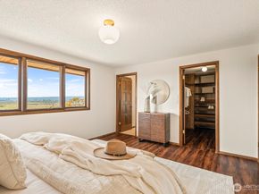 4220 59th Drive NE, Marysville WA 98270
