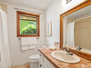 4220 59th Drive NE, Marysville WA 98270