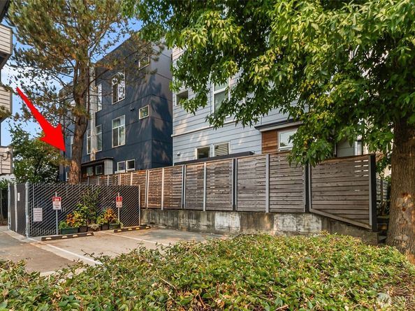 319 C Malden Avenue E, Seattle WA 98112
