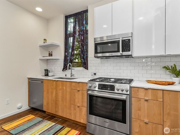 319 C Malden Avenue E, Seattle WA 98112