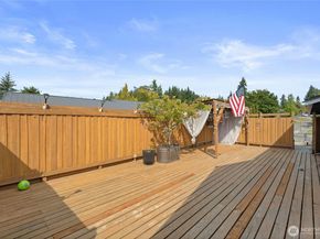 20065 Regin Court NE, Poulsbo WA 98370
