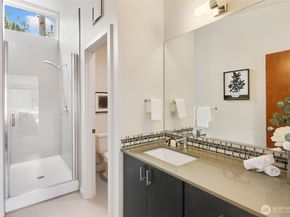 14308 Midvale Avenue N, Seattle WA 98133