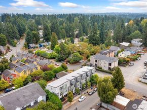 14308 Midvale Avenue N, Seattle WA 98133