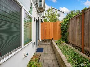 14308 Midvale Avenue N, Seattle WA 98133
