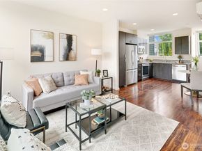 14308 Midvale Avenue N, Seattle WA 98133