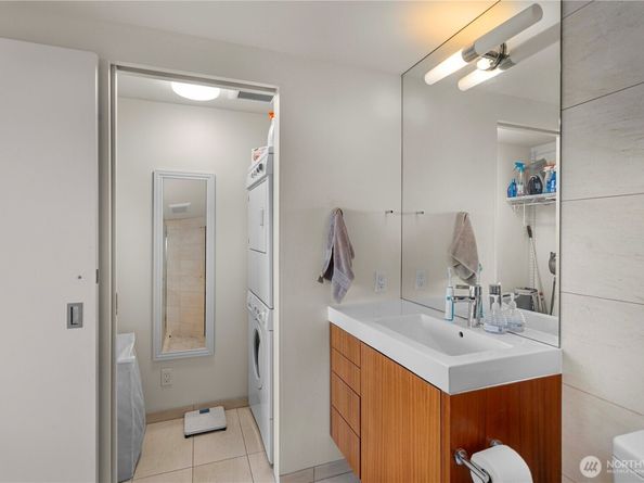 2125 1st Avenue 802, Seattle WA 98121