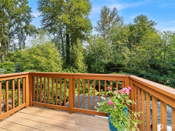 15511 SE 16th Street, Bellevue WA 98007
