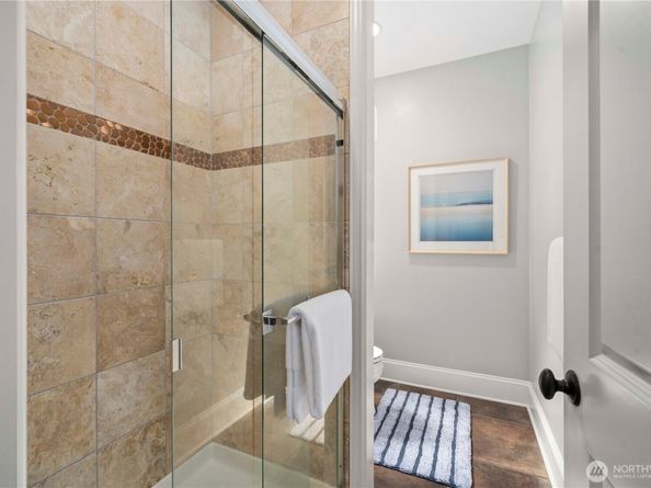 15511 SE 16th Street, Bellevue WA 98007