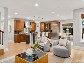 15511 SE 16th Street, Bellevue WA 98007