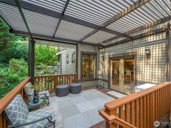 15511 SE 16th Street, Bellevue WA 98007