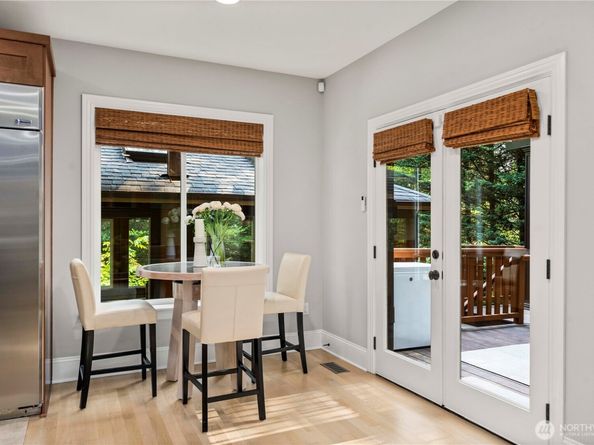 15511 SE 16th Street, Bellevue WA 98007