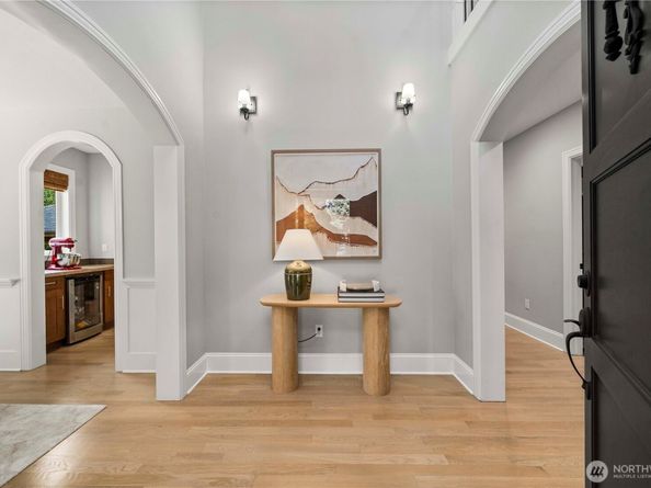 15511 SE 16th Street, Bellevue WA 98007